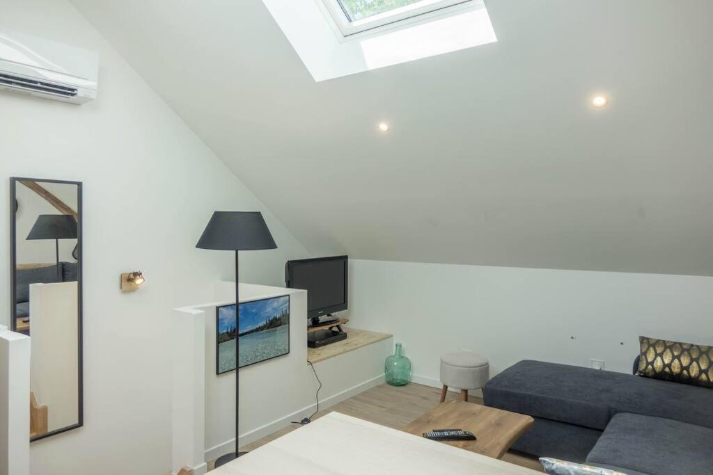 Maison/Appartement Avec Jardin Saint-Denis-en-Val Eksteriør billede